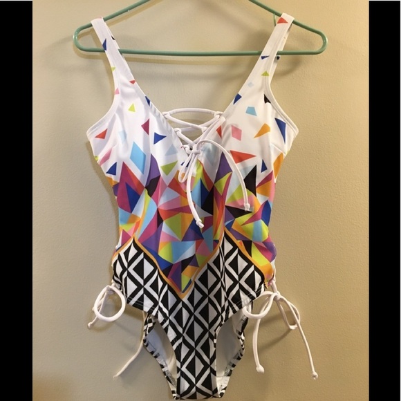 1.Siloett Blake Triangle One Piece Swimsuits - Picture 1 of 15